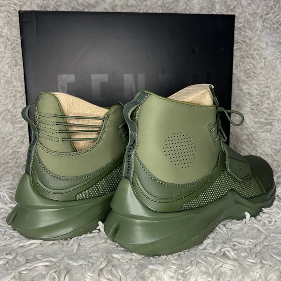 Puma X Fenty by Rihanna “The Trainer HI” - Picture 2 of 6